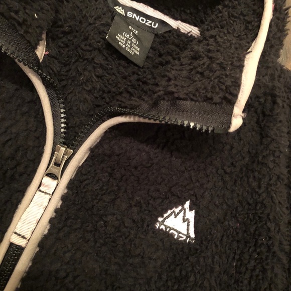 Fuzzy Sherpa jacket - Picture 2 of 2